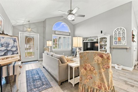 Villa ou maison à vendre à New Port Richey, Floride: 3 chambres, 135.82 m2 № 2398666 - photo 16