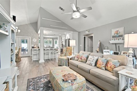 Villa ou maison à vendre à New Port Richey, Floride: 3 chambres, 135.82 m2 № 2398666 - photo 9