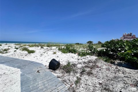 Condominio en venta en Saint Petersburg, Florida, 2 dormitorios, 110.55 m2 № 2034677 - foto 16