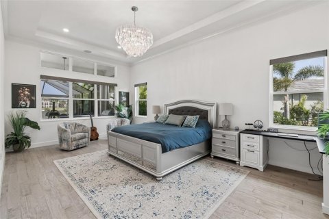House in Apollo Beach, Florida 6 bedrooms, 544.69 sq.m. № 2120246 - photo 22