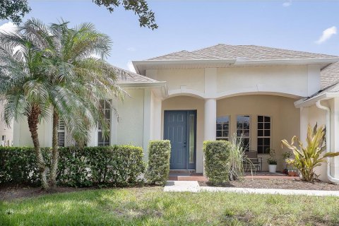 House in Seffner, Florida 5 bedrooms, 324.32 sq.m. № 2200584 - photo 2
