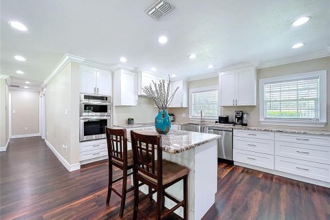 House in Bartow, Florida 3 bedrooms, 181.72 sq.m. № 1866444 - photo 17