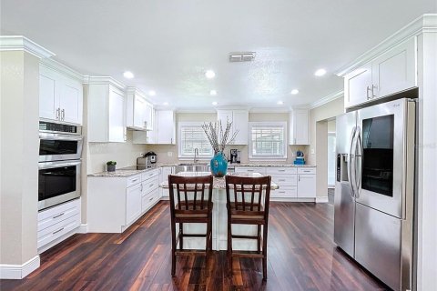 House in Bartow, Florida 3 bedrooms, 181.72 sq.m. № 1866444 - photo 18