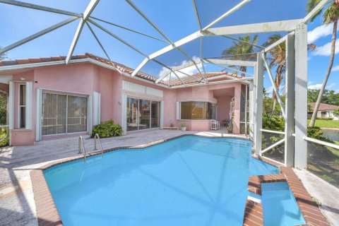House in Coral Springs, Florida 4 bedrooms, 245.91 sq.m. № 2088313 - photo 21