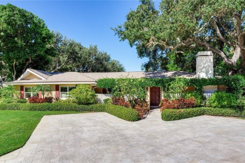 Villa ou maison à Belleair, Floride 3 chambres, 191.75 m2 № 2433463