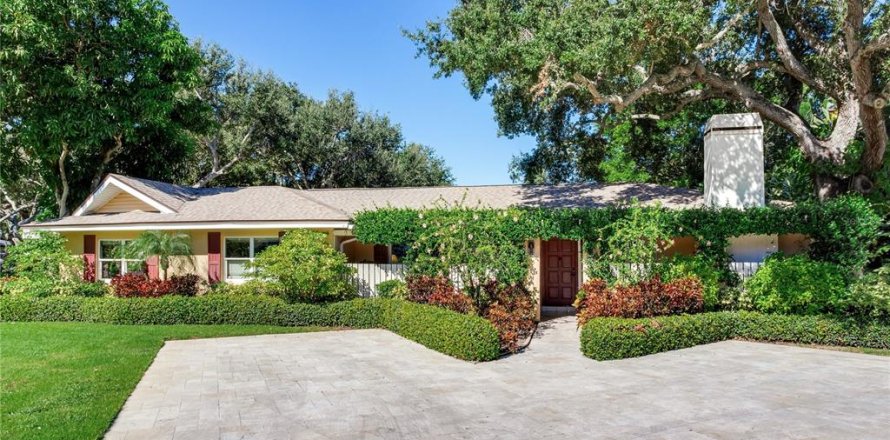 Villa ou maison à Belleair, Floride 3 chambres, 191.75 m2 № 2433463