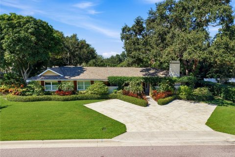 Villa ou maison à vendre à Belleair, Floride: 3 chambres, 191.75 m2 № 2433463 - photo 6