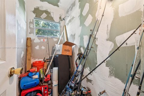 Casa en venta en Miami Gardens, Florida, 3 dormitorios, 111.48 m2 № 1976863 - foto 12