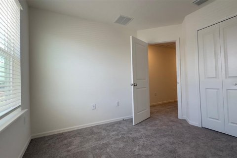 Townhouse in Lakeland, Florida 3 bedrooms, 153.47 sq.m. № 2167138 - photo 12