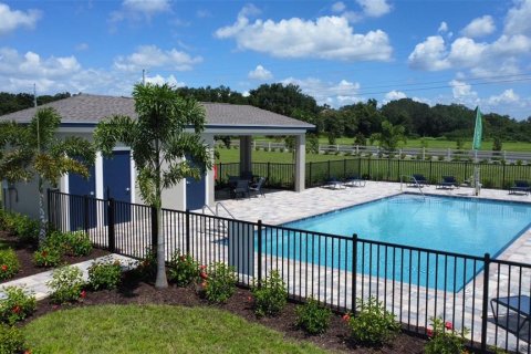 Townhouse in Lakeland, Florida 3 bedrooms, 153.47 sq.m. № 2167138 - photo 16