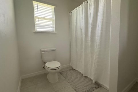 Townhouse in Lakeland, Florida 3 bedrooms, 153.47 sq.m. № 2167138 - photo 20