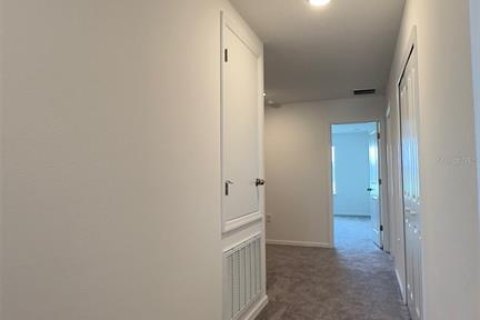 Townhouse in Lakeland, Florida 3 bedrooms, 153.47 sq.m. № 2167138 - photo 26