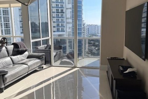 Condominio en alquiler en Sunny Isles Beach, Florida, 2 dormitorios, 146.51 m2 № 2049216 - foto 10