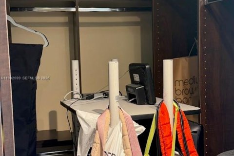 Condominio en alquiler en Sunny Isles Beach, Florida, 2 dormitorios, 146.51 m2 № 2049216 - foto 18