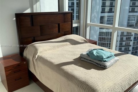 Condominio en alquiler en Sunny Isles Beach, Florida, 2 dormitorios, 146.51 m2 № 2049216 - foto 2