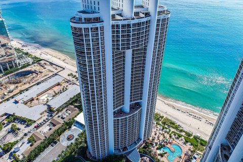 Condominio en alquiler en Sunny Isles Beach, Florida, 2 dormitorios, 146.51 m2 № 2049216 - foto 5