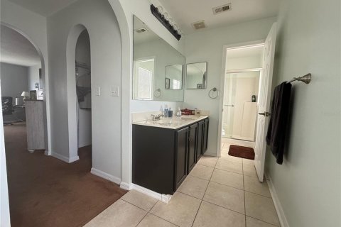 House in Lakeland, Florida 4 bedrooms, 206.43 sq.m. № 1909701 - photo 25