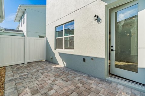 Touwnhouse à louer à Winter Garden, Floride: 4 chambres, 176.24 m2 № 2101980 - photo 12