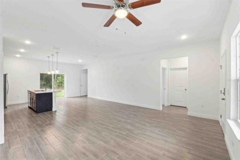 Villa ou maison à vendre à Dunnellon, Floride: 4 chambres, 146.79 m2 № 1759475 - photo 5
