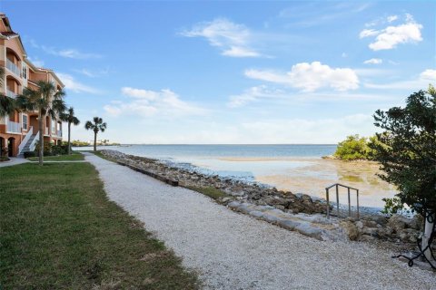 Condo in Tampa, Florida, 2 bedrooms  № 1789671 - photo 28