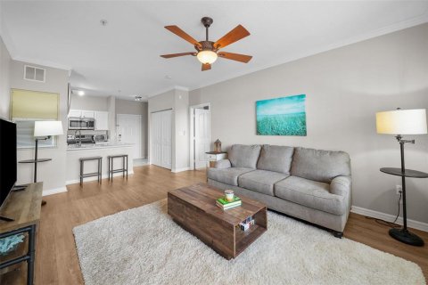 Condo in Tampa, Florida, 2 bedrooms  № 1789671 - photo 8