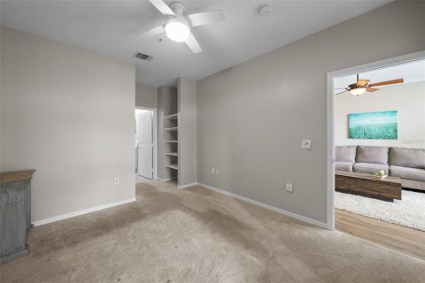 Condo in Tampa, Florida, 2 bedrooms  № 1789671 - photo 14