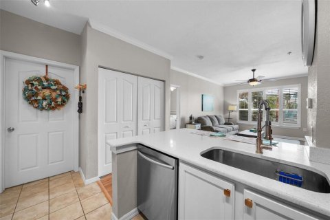 Condo in Tampa, Florida, 2 bedrooms  № 1789671 - photo 12