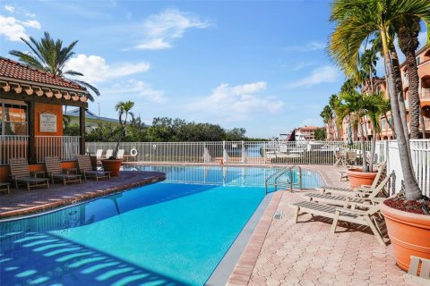 Condo in Tampa, Florida, 2 bedrooms  № 1789671 - photo 30