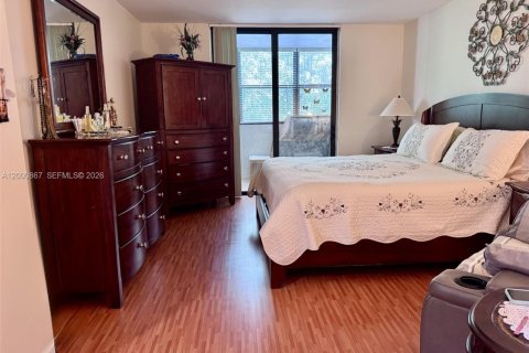 Купить кондоминиум в Майами, Флорида 2 спальни, 105.63м2, № 2190464 - фото 12