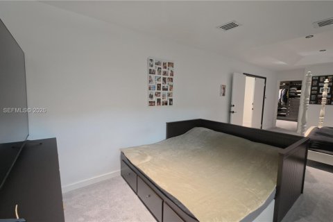 Casa en venta en Pembroke Pines, Florida, 4 dormitorios, 202.06 m2 № 2058494 - foto 29