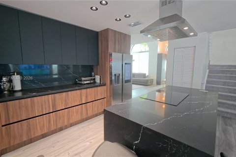 Casa en venta en Pembroke Pines, Florida, 4 dormitorios, 202.06 m2 № 2058494 - foto 5