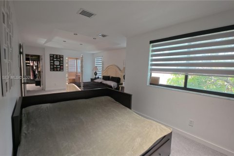 Casa en venta en Pembroke Pines, Florida, 4 dormitorios, 202.06 m2 № 2058494 - foto 30