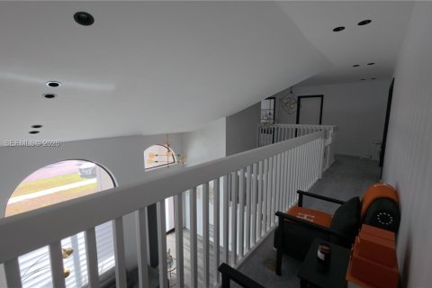 Casa en venta en Pembroke Pines, Florida, 4 dormitorios, 202.06 m2 № 2058494 - foto 23