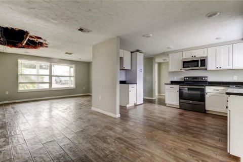 Casa en venta en Port Richey, Florida, 3 dormitorios, 113.06 m2 № 1911248 - foto 8