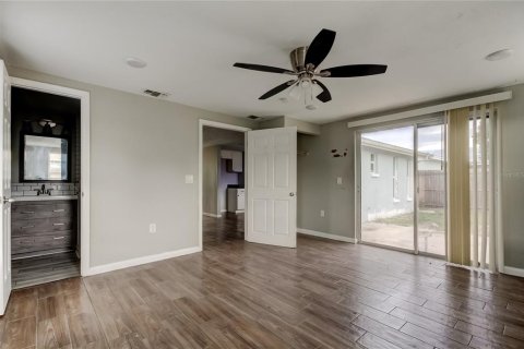 Casa en venta en Port Richey, Florida, 3 dormitorios, 113.06 m2 № 1911248 - foto 15
