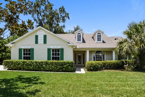Villa ou maison à Winter Garden, Floride 4 chambres, 168.43 m2 № 2389332