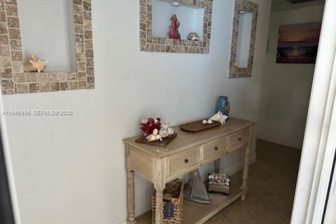 Copropriété à vendre à Hollywood, Floride: 1 chambre, 69.68 m2 № 2002159 - photo 3