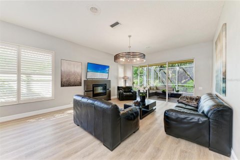 Villa ou maison à vendre à Bradenton, Floride: 3 chambres, 168.8 m2 № 2299178 - photo 10