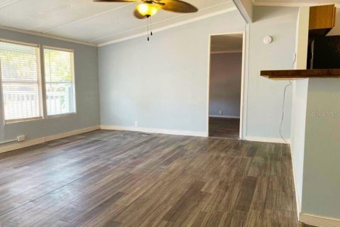 House in Clewiston, Florida 3 bedrooms, 89.19 sq.m. № 2217813 - photo 6