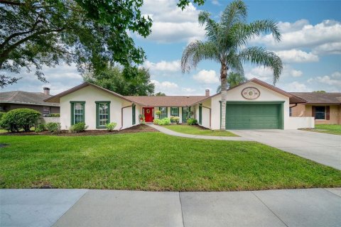 House in Winter Park, Florida 4 bedrooms, 192.03 sq.m. № 2310367