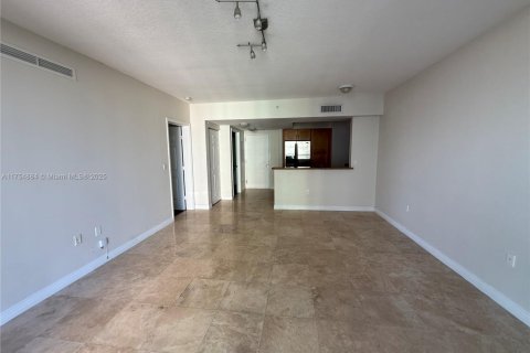 Condominio en venta en Hallandale Beach, Florida, 1 dormitorio, 85.47 m2 № 1503810 - foto 28