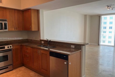 Condominio en venta en Hallandale Beach, Florida, 1 dormitorio, 85.47 m2 № 1503810 - foto 12