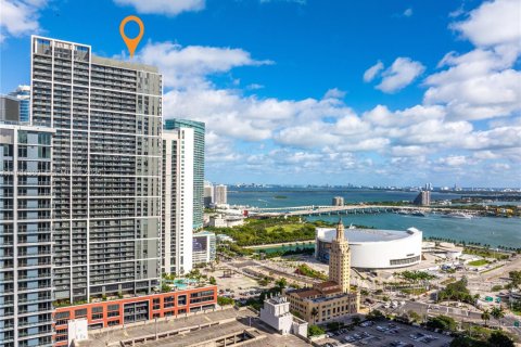 Condo in Miami, Florida, 1 bedroom  № 1991274 - photo 2