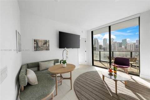 Condo in Miami, Florida, 1 bedroom  № 1991274 - photo 5