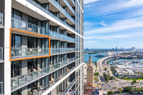 Condo in Miami, Florida, 1 bedroom  № 1991274 - photo 16