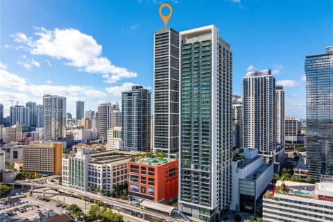 Condo in Miami, Florida, 1 bedroom  № 1991274 - photo 15