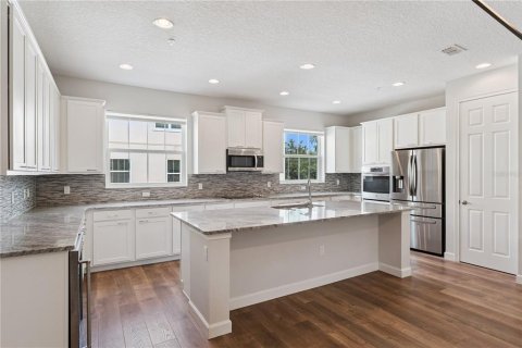 Touwnhouse à vendre à Lake Mary, Floride: 3 chambres, 203.18 m2 № 2424344 - photo 21