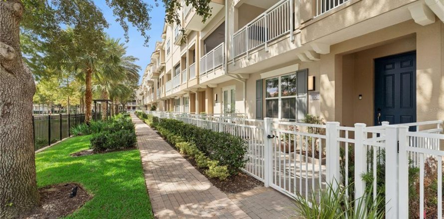 Touwnhouse à Lake Mary, Floride 3 chambres, 203.18 m2 № 2424344
