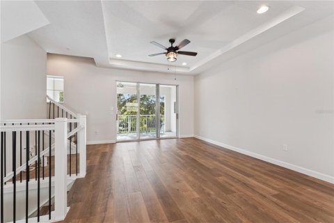 Touwnhouse à vendre à Lake Mary, Floride: 3 chambres, 203.18 m2 № 2424344 - photo 6
