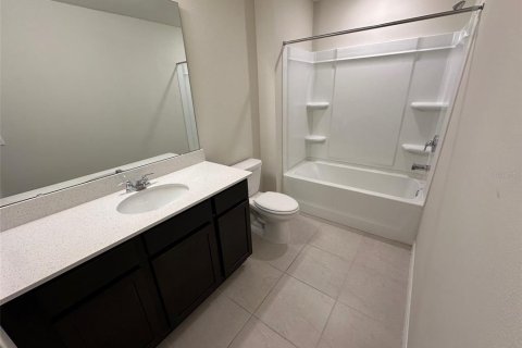 Casa en alquiler en Kissimmee, Florida, 3 dormitorios, 165.55 m2 № 1906079 - foto 9